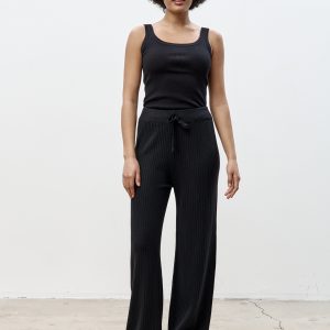 Трикотажные брюки в рубчик Weekend