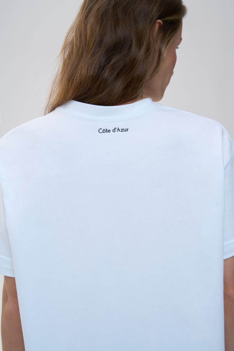 Футболка с вышивкой Party all day