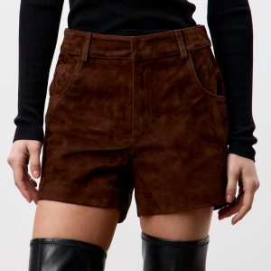 Замшевые шорты