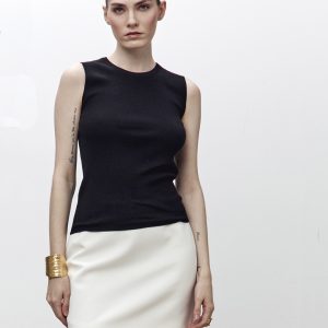 Безрукавка Рая